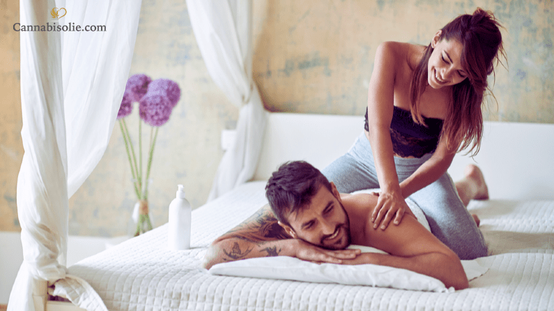 Hoe CBD massageolie te gebruiken voor een sensuele massage